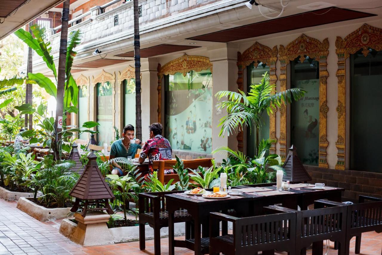 Raming alojamiento Hotel Chiang Mai Exterior foto